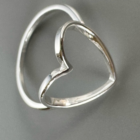 Sterling Silver Open Heart Ring - Minimalist Love Jewelry - Picture 12 of 14